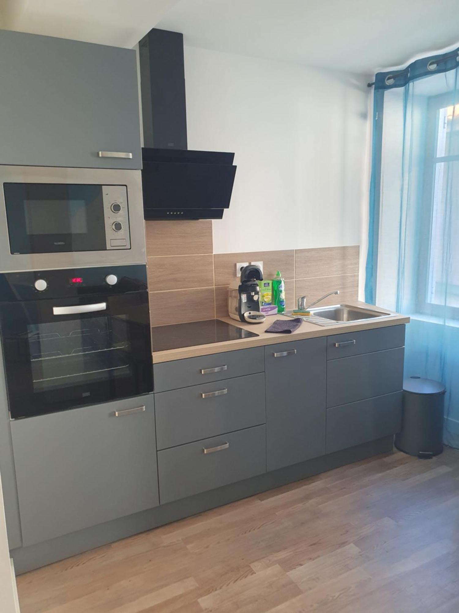 Jolie T3 Avec Terrasse Apartment Carcassone Exterior photo